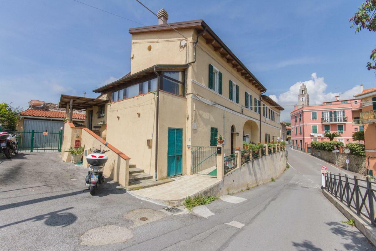 Willa Pedalando Sul Mare Finale Ligure Zewnętrze zdjęcie